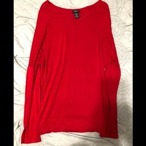 Rarely Worn!! Stretchy, Long Sleeve Tshirt